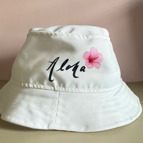 White Bucket Hat with Pink Flower - Picture 4 of 7